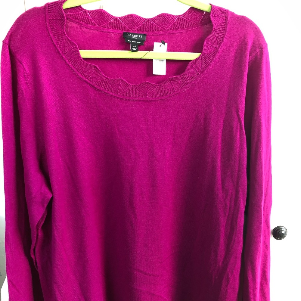 ❌SOLD❌NWT Talbots Scalloped Neckline